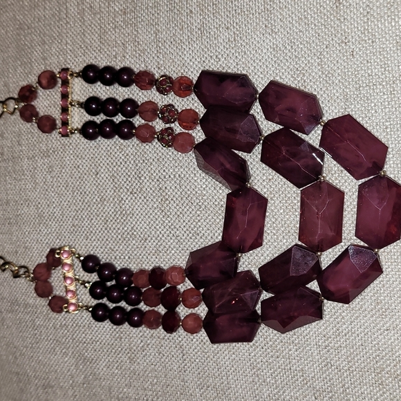 Beautiful deep burgundy jewelry necklace, earrings and cuff - Picture 5 of 7